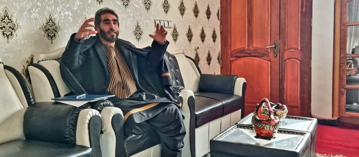 Ismail Mashal professore Afghanistan